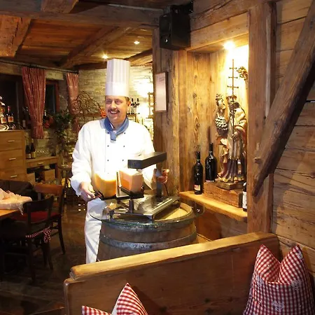 Waldeck Kur- & Wellness 4* באד דירהיים