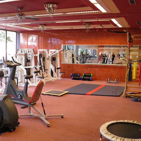 מלון Waldeck Kur- & Wellness 4*